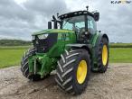 John Deere 6215R traktor 1