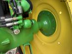 John Deere 6215R traktor 33