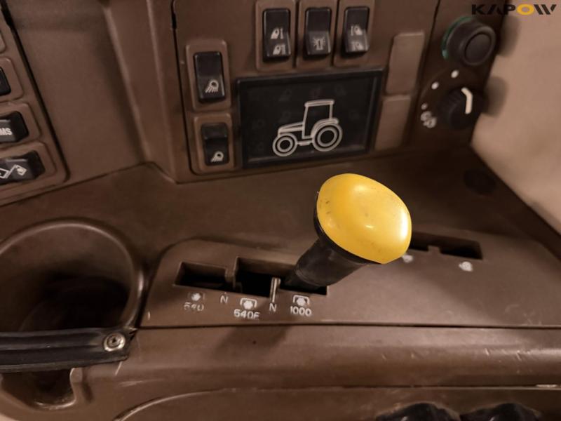 John Deere 6920S traktor 49