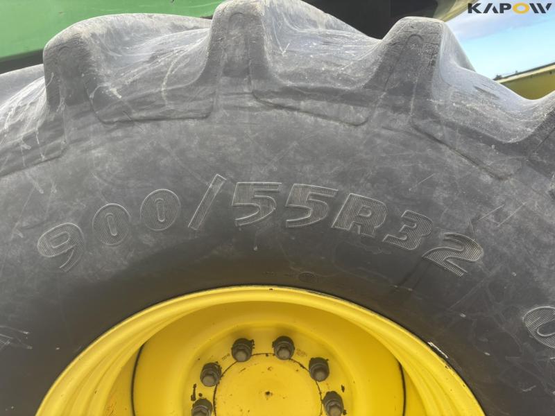 John Deere 7700 snitter med majsbord og pickup 30