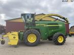 John Deere 7700 snitter med majsbord og pickup 8