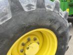 John Deere 7700 snitter med majsbord og pickup 37