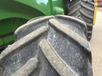 John Deere 7700 snitter med majsbord og pickup 39