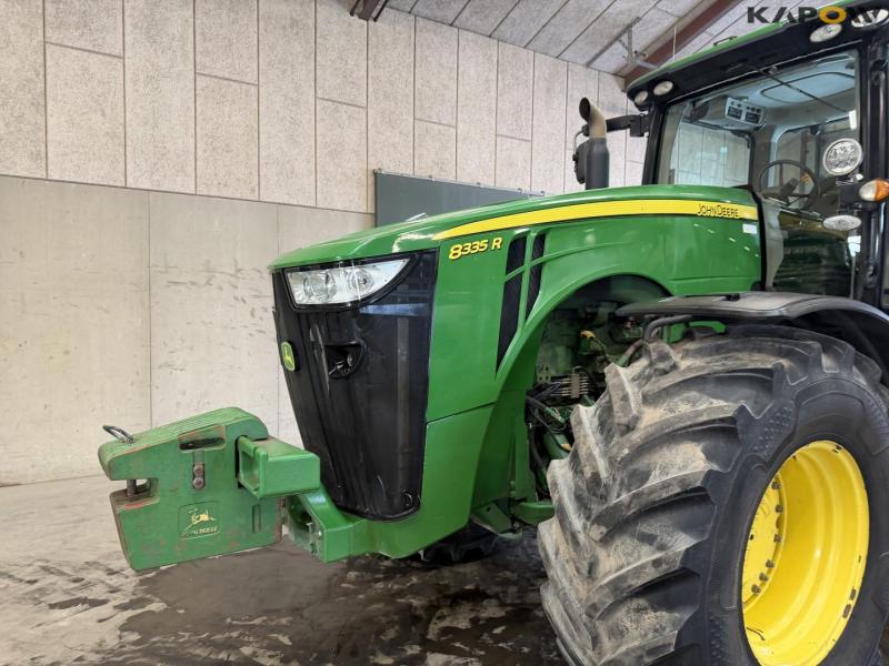 John Deere 8335R traktor 8