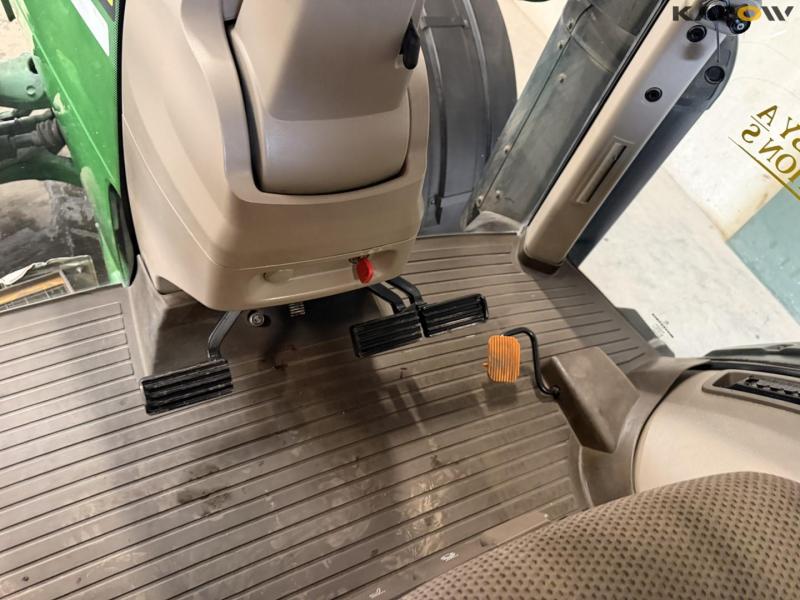 John Deere 8335R traktor 48