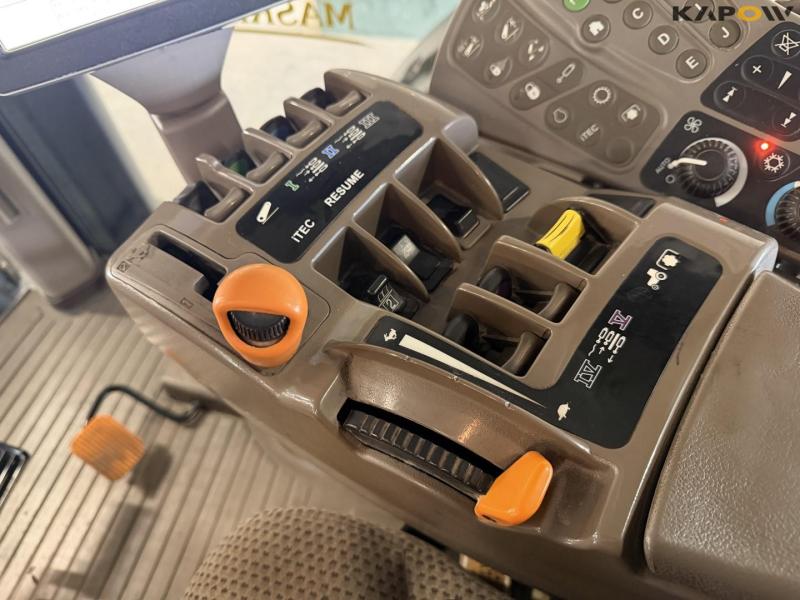 John Deere 8335R traktor 58