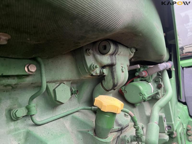 John Deere 8345R traktor  18