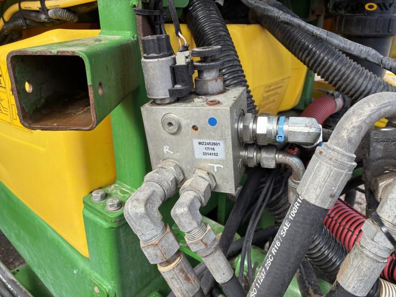 John Deere 840I sprøjte 15