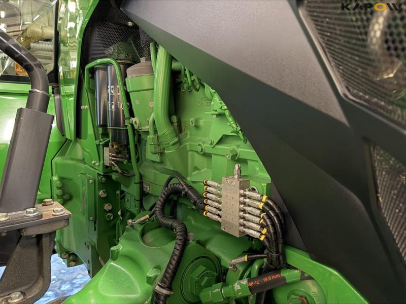 John Deere 8R 340 Signature Edition traktor 21