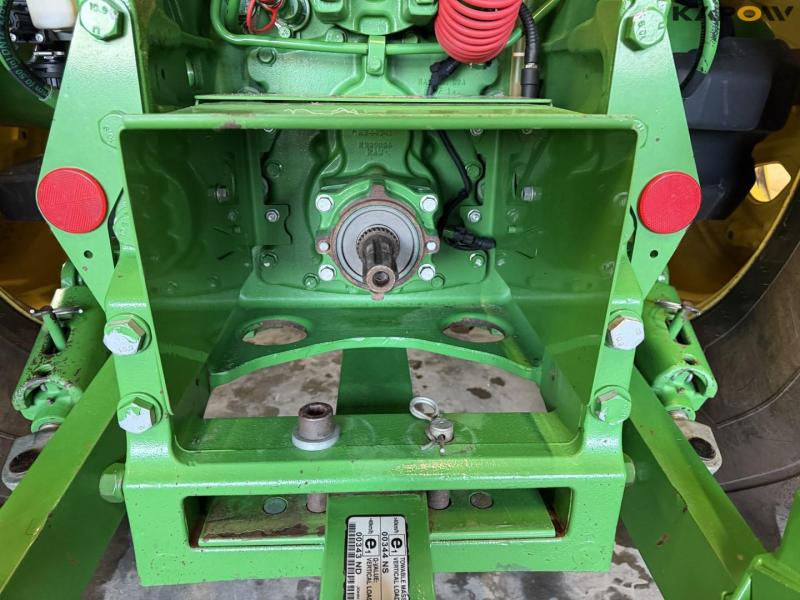 John Deere 8R 340 Signature Edition traktor 38