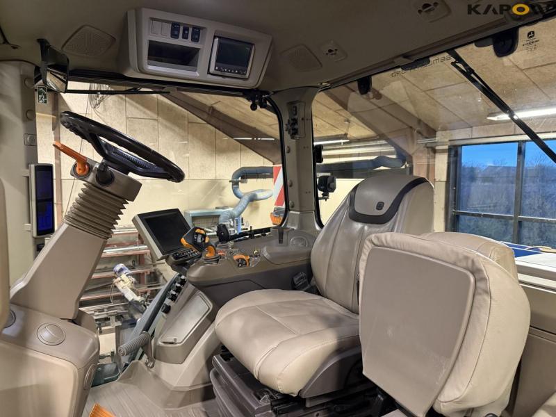 John Deere 8R 370 traktor 2