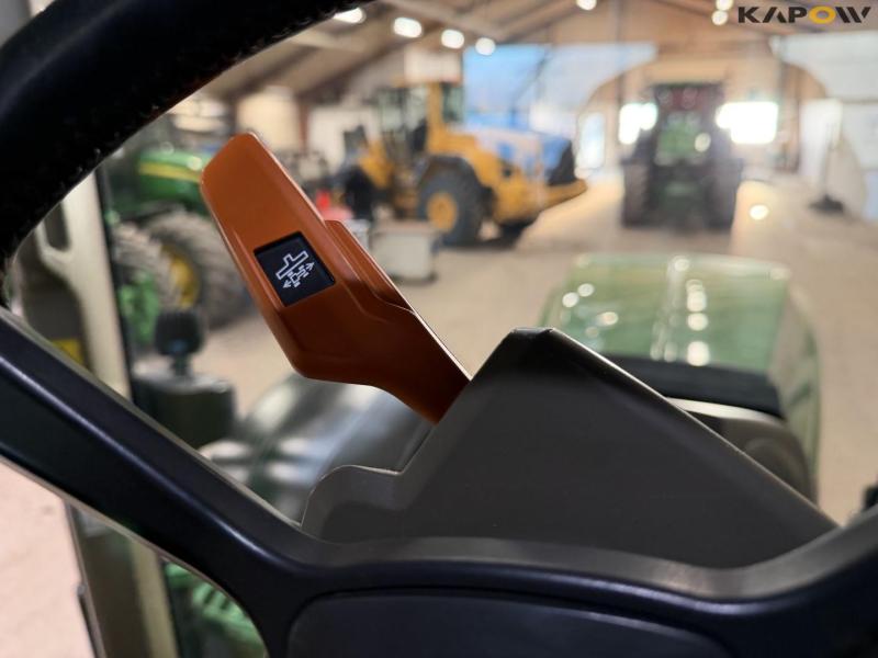 John Deere 8R 370 traktor 56