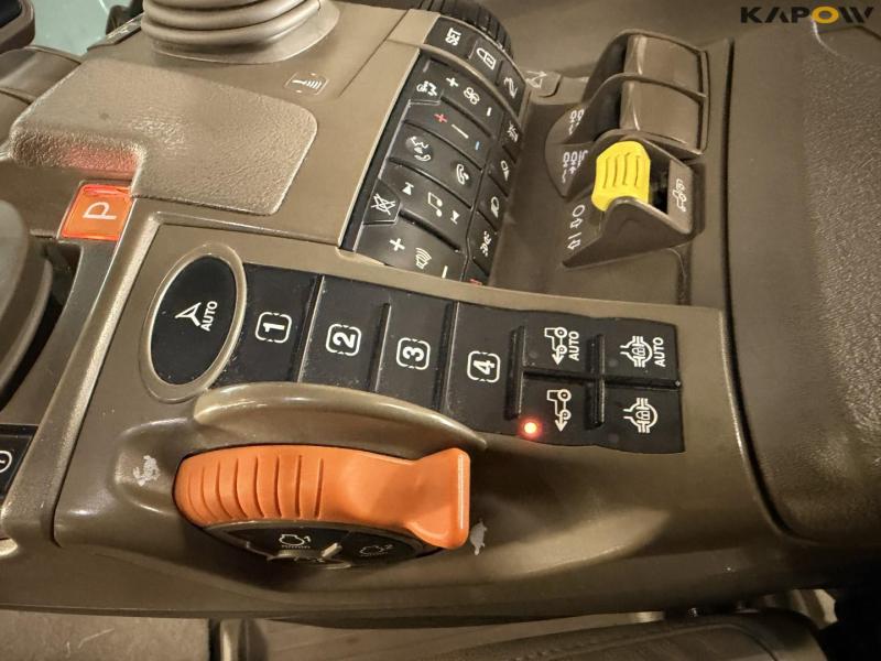 John Deere 8R 370 traktor 62