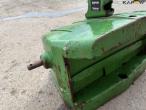 John Deere frontvægt 900kg 16