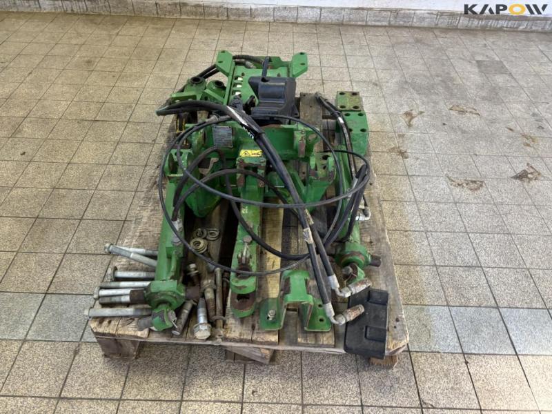 John Deere HS 8000 pick-up hitch 2