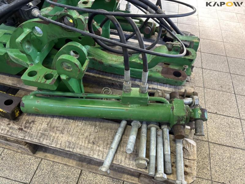 John Deere HS 8000 pick-up hitch 13