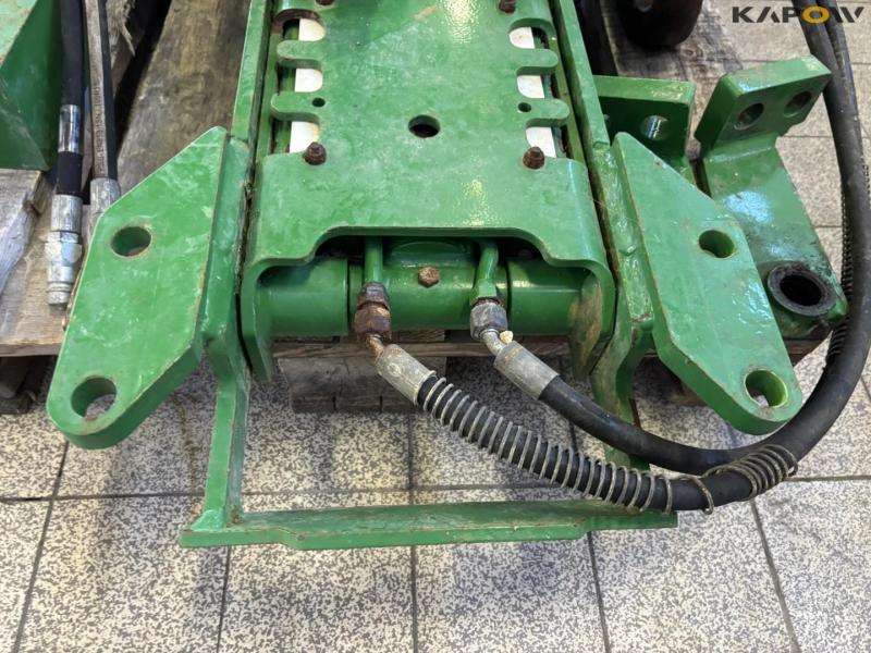 John Deere HS 8000 pick-up hitch 17