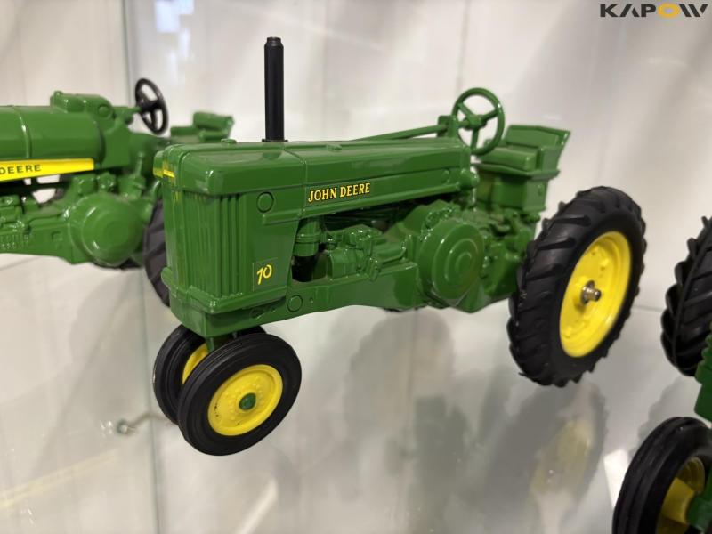 John Deere model traktorer 15