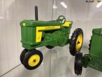 John Deere model traktorer 9