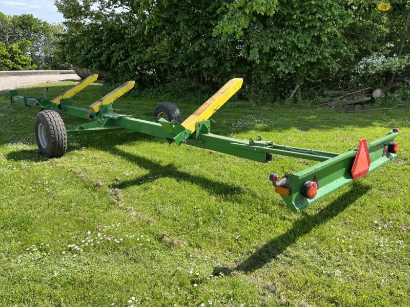 John Deere S690i mejetærsker med 630R 30fods skærebord 82