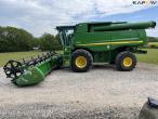 John Deere S690i mejetærsker med 630R 30fods skærebord 8