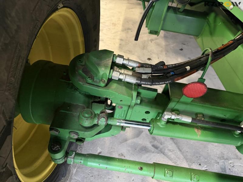 John Deere T660i med 30 fod skærebord 22