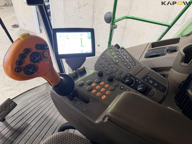 John Deere T660i med 30 fod skærebord 30