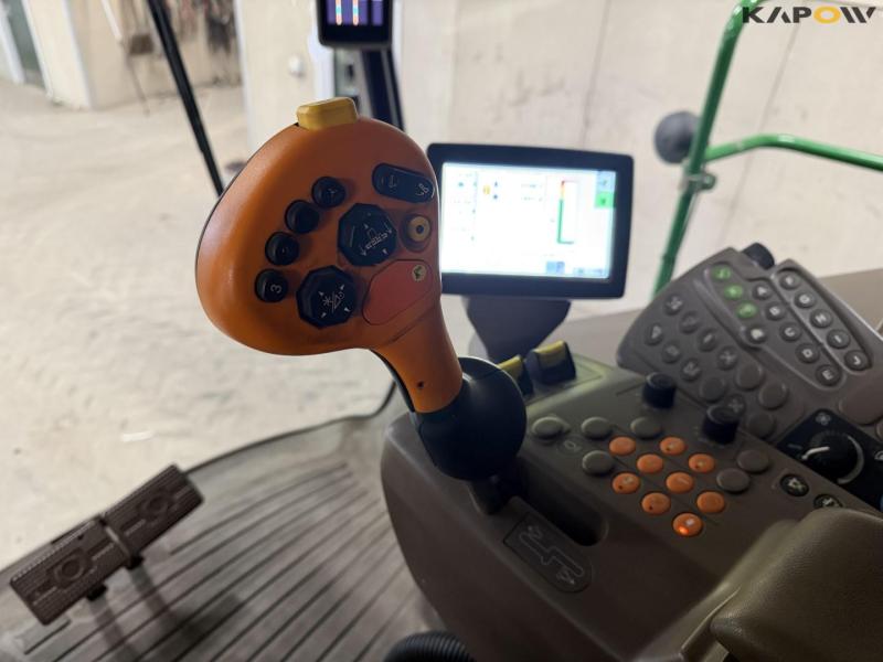 John Deere T660i med 30 fod skærebord 31