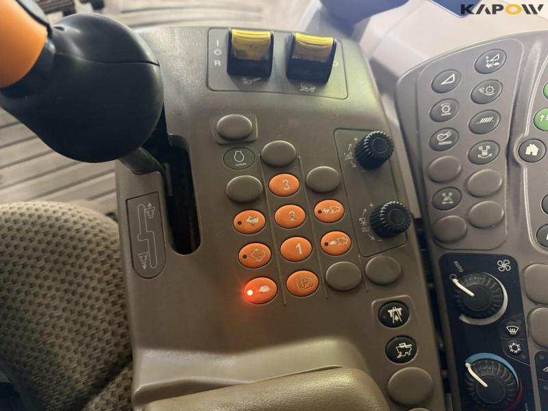 John Deere T660i med 30 fod skærebord 32