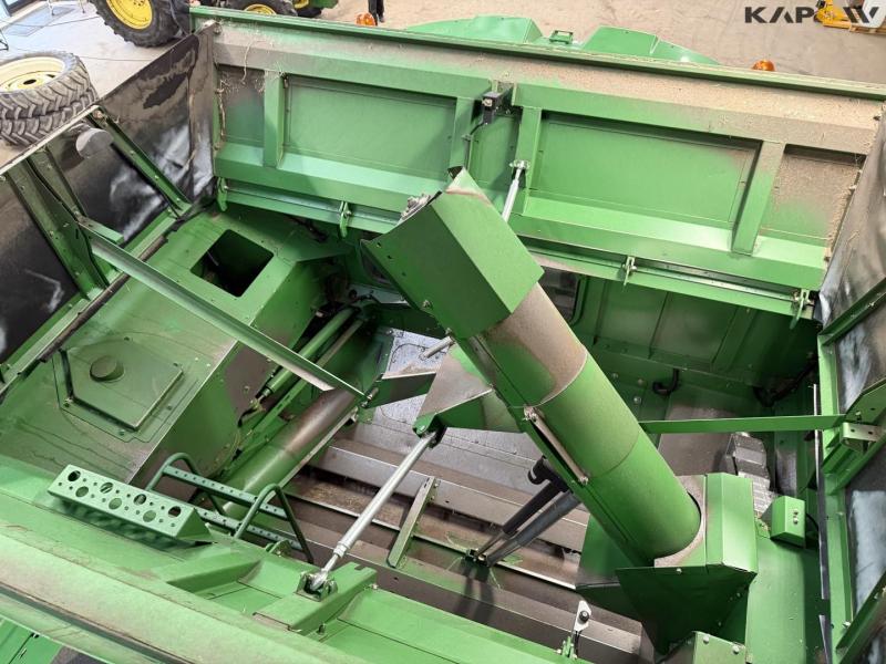 John Deere T660i med 30 fod skærebord 49