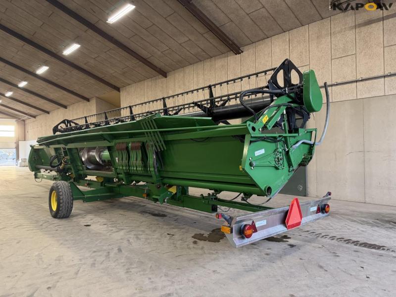 John Deere T660i med 30 fod skærebord 68