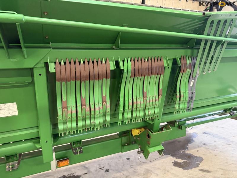 John Deere T660i med 30 fod skærebord 73