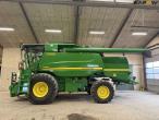 John Deere T660i med 30 fod skærebord 7