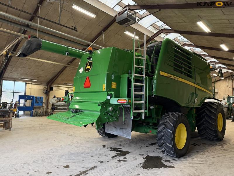 John Deere T660i mejetærsker med 30fod draper skærebord 4
