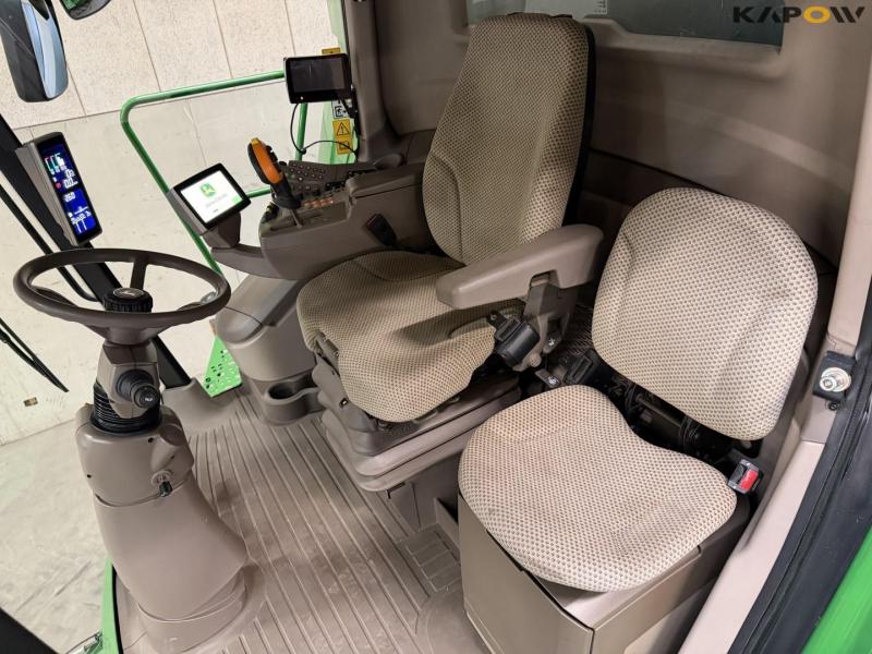 John Deere T660i mejetærsker med 30fod draper skærebord 9