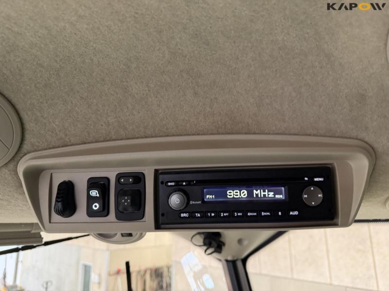 John Deere T660i mejetærsker med 30fod draper skærebord 18