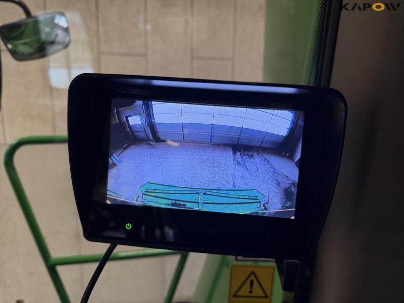 John Deere T660i mejetærsker med 30fod draper skærebord 22