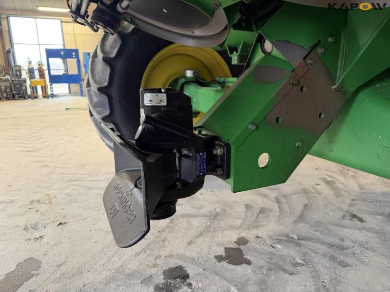 John Deere T660i mejetærsker med 30fod draper skærebord 53
