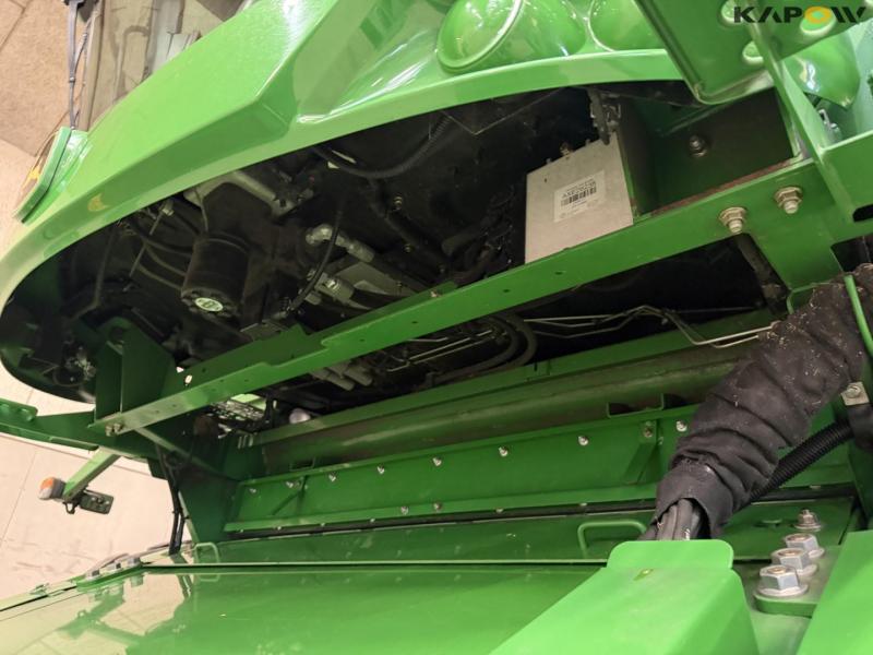 John Deere T660i mejetærsker med 30fod draper skærebord 78