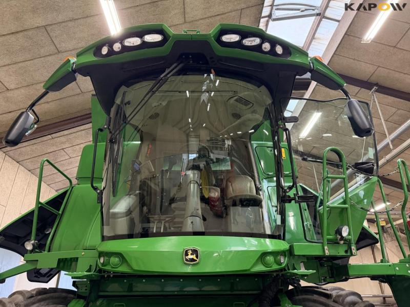 John Deere T660i mejetærsker med 30fod draper skærebord 81