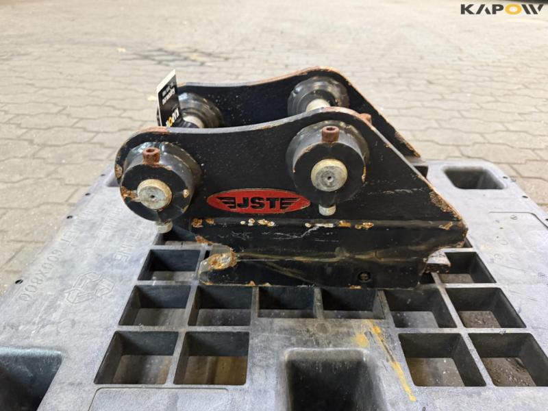 JST S40 hitch 8