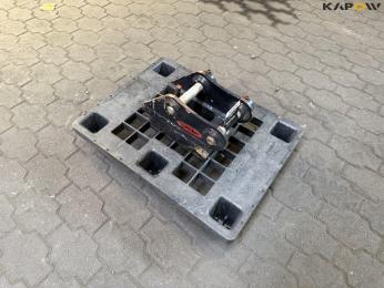 JST S40 hitch