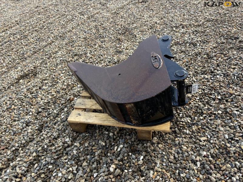 JST skovl med S40 hitch 6