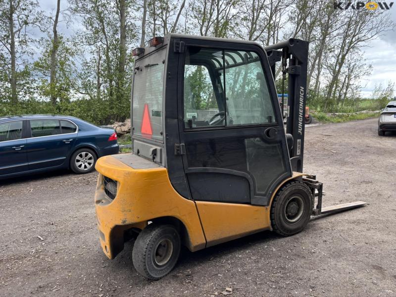 Jungheinrich 425 330ZT gaffeltruck diesel 5