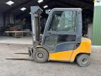 Jungheinrich 425 330ZT gaffeltruck diesel 8