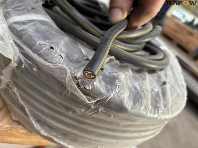 Kabeltromler med kabel og ledninger 6