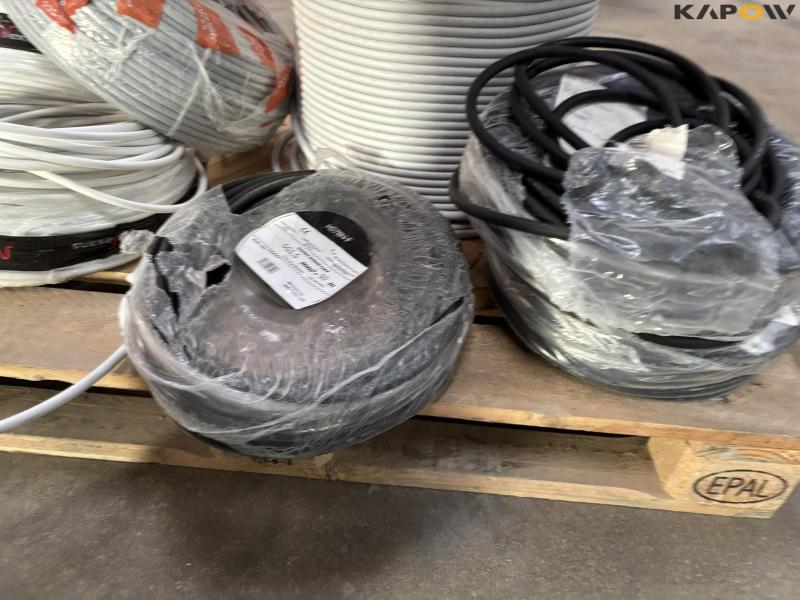 Kabeltromler med kabel og ledninger 14