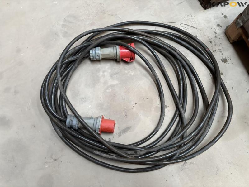 Kabler 32/63A + byggetavle 25