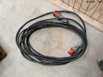 Kabler 32/63A + byggetavle 27