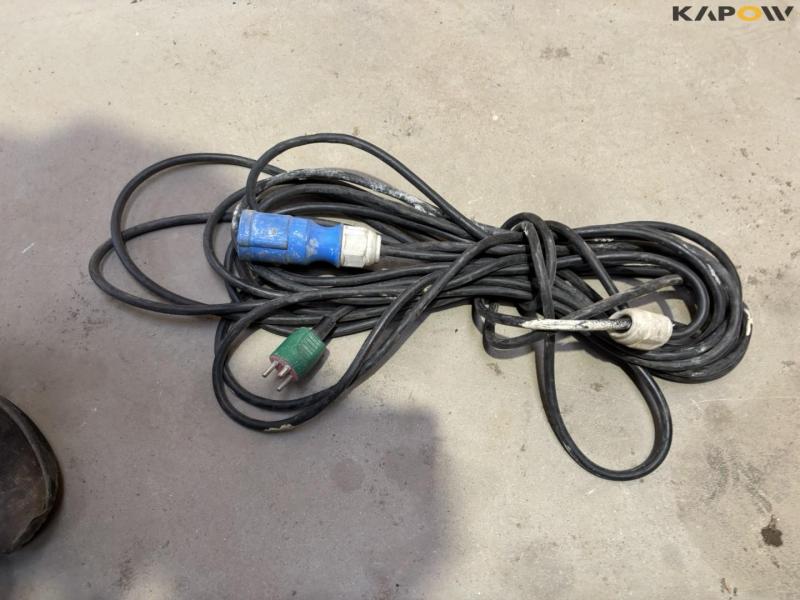 Kabler 380/220 volt 26